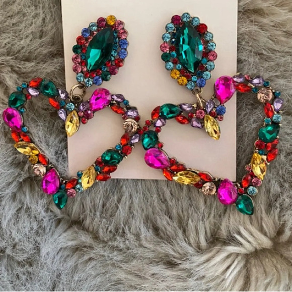 Dazzled gem statement earrings - Picture 5 of 6